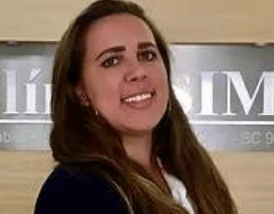 Loryze Souza Silva Recepcionista