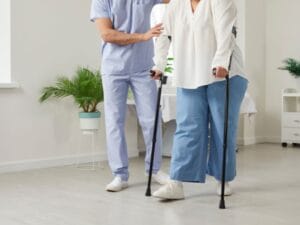 Como Evitar Complicações Pós-Cirúrgicas em Idosos