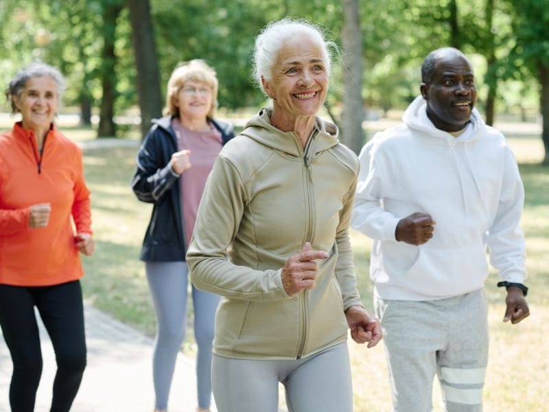 Como Tratar e Prevenir a Osteoartrite em Idosos