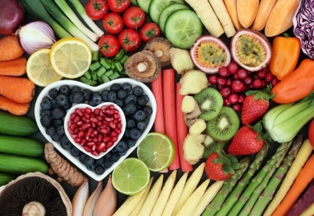 Como a Alimentação Adequada Pode Melhorar a Saúde Mental de Idosos